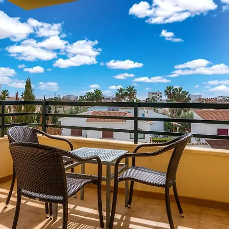 בית נופש Apto Con Terraza 202
