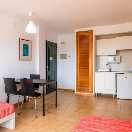 Apto Con Terraza 202 * קאלה מילור
