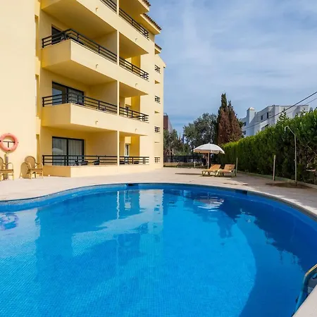 Apto Con Terraza 202 קאלה מילור